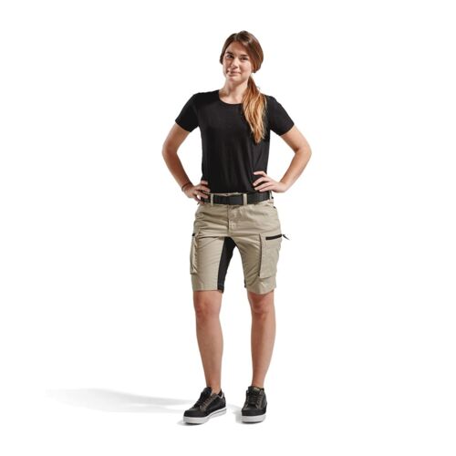 Naisten T-Paita Thumbnail