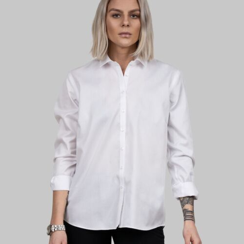 Green Bow 01 Woman Relaxed Thumbnail