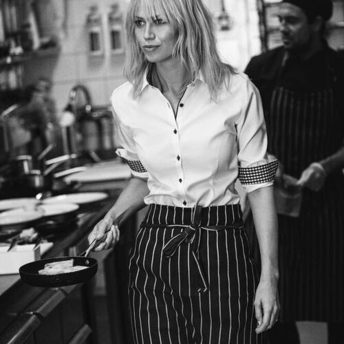 Red Bow 20 Lady Thumbnail